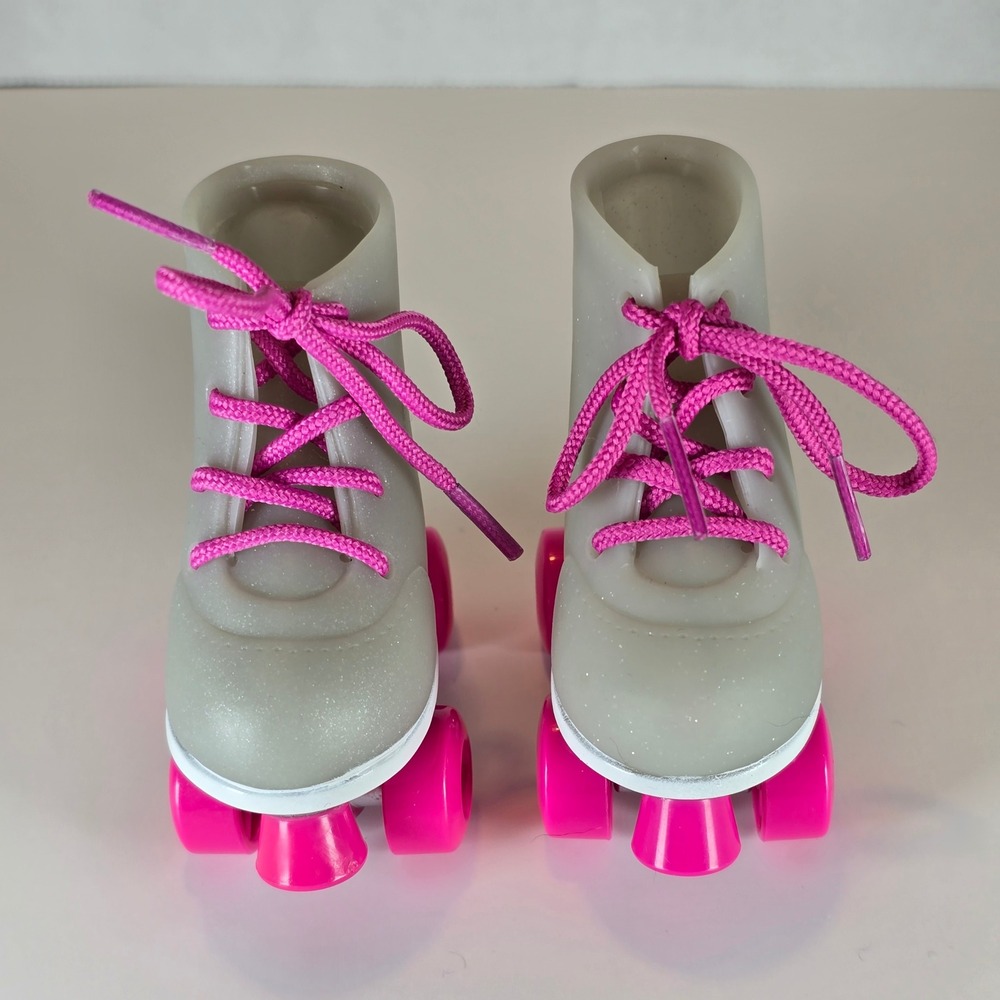 Our Generation 18" Doll Roller Skates‎ Gray Pink Isa Doll One in a Melon
